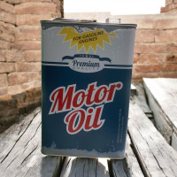 LATA MOTOR OIL 